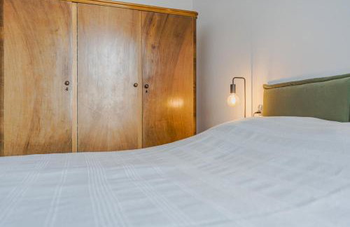 Mirror Garden Apartment - Private Garden, 15 min to Old Town & Beach - Foto 21