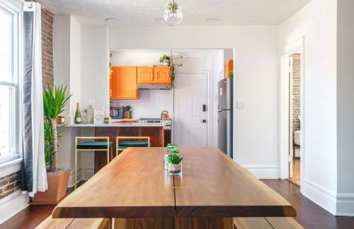 Jungle House Luxury Homes - Columbus Downtown Short North - Walk to Convention Center & Nationwide Arena - Sleeps up to 8 - Free Parking - Over 5,800 Five Stars - Foto 21