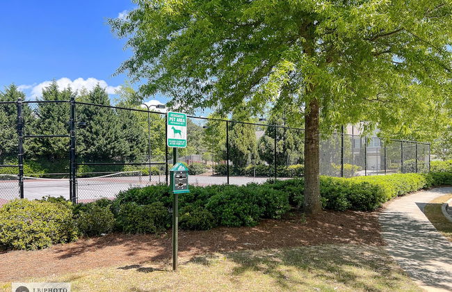 4 - Bed home, w/ Cali King Bed - 12 mins. to DTWN - Photo 56