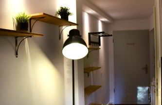 Stilvolle Wohnung mit Balkon & Parkplatz - Foto 14