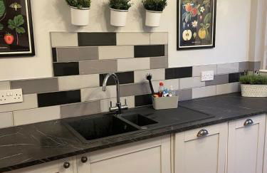 Beautiful 3 bedroom house close to Lowestofts south beach - Foto 8