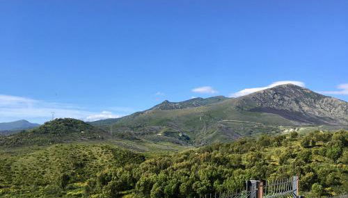 Très jolie mini villa douillette avec vue sur montagne - Foto 2