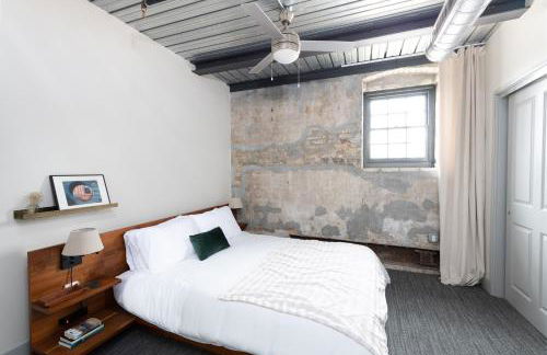 Spacious Luxury 2BR Apt Near Fiserv with Parking - Foto 10