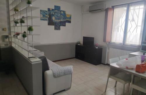 Two-room apartment in Voghera's historic center - Foto 4