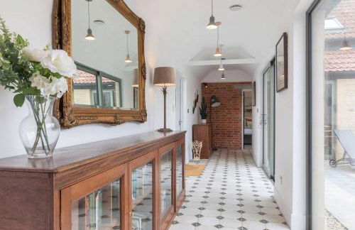 The Old Dairy: A Stunning Detached Rural Retreat - Foto 51