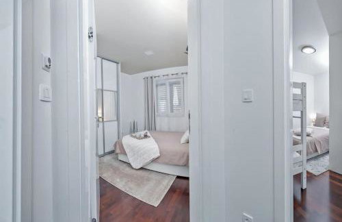 Luxury Villa,private pool, sauna,Jacuzzi,near Split - Photo 29