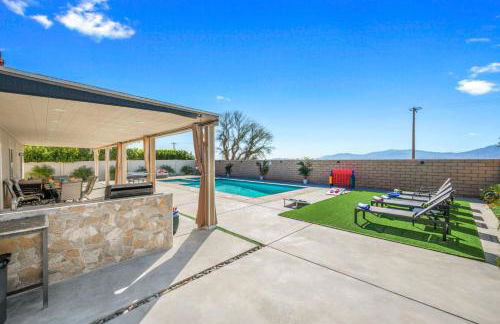 Views, Gameroom, Saltwater Pool & Hot tub, Firepit by MariamsBnb - Foto 63