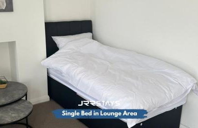 Nuneaton - Ideal 3 Bedroom, Wi-fi Parking, Sleeps 6 - JRR Stays - Foto 24
