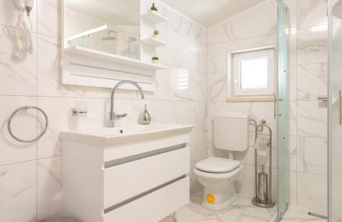 Tranquility and Nature in 4 Bedroom with Sea View - Foto 48