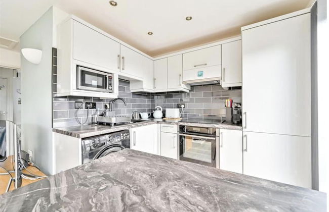 Stunning Compact Apartment Just Outside Looe - Foto 10