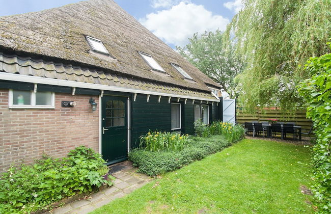 Inviting Farmhouse in 't Zand near Marine Museum - Foto 1