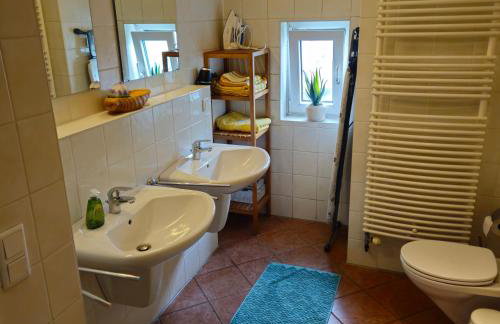 Ganze Wohnung mit Garten - Foto 27