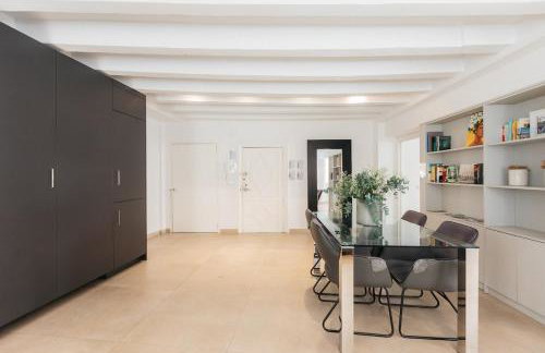 Comfort & Charm in the Center - Foto 15