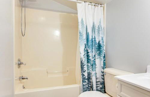 4 Mi to Lake Superior Calumet Getaway! - Foto 13