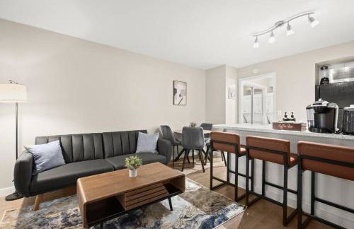 Chic and Cozy Loft near Q2 Stadium & North ATX - Foto 2