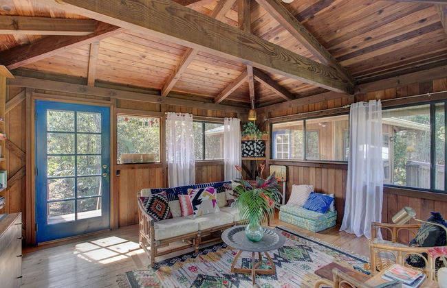 Peace Of Paradise 1 Bedroom Cabin by RedAwning - Photo 9