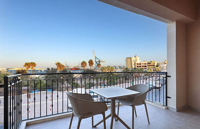 Gem Beachfront Apt With Amazing Bay and Sea Views - Foto 11