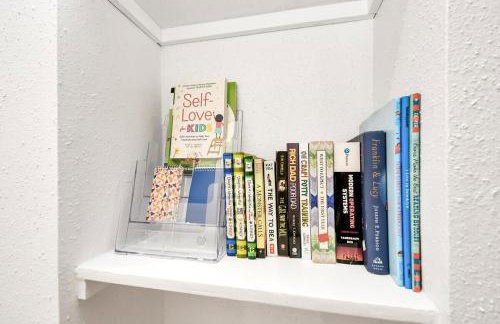 Stylish Katy Retreat 4BR Sleeps 10 Outdoor Escapre - Foto 27