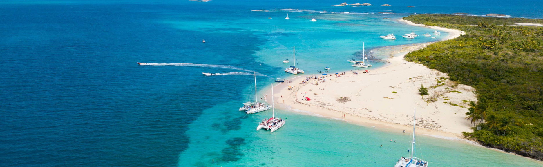 Excursión a Icacos en catamarán