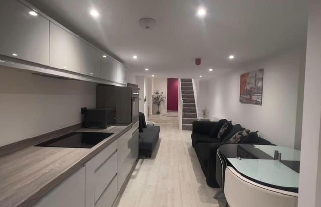 Spacious1br-6guests-walktoshops-fastwifi - Photo 33