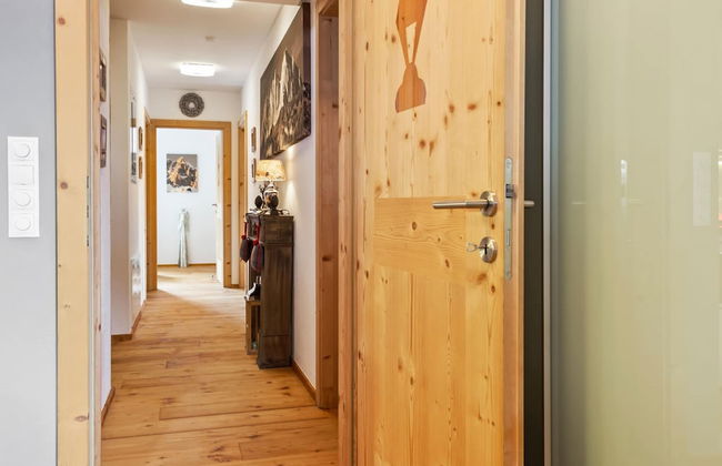 Unique & Exclusively Furnished Chalet near Ski Lift - Foto 19