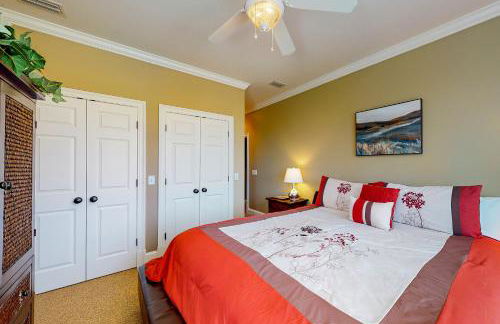 Fantastic getaway with private pool, deck, game room, AC & fast WiFi - Foto 24