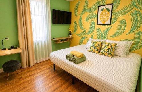 Lemon Vibes room in Guesthouse - Photo 9