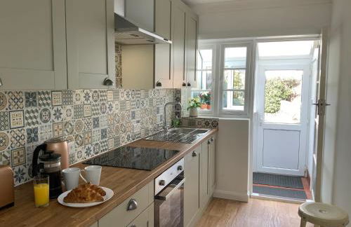 4 Bedroom House By Your Stay Solutions Short Lets & Serviced Accommodation Southampton With Terrace & Garden - Foto 27