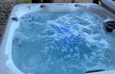 Open Concept & Stylish-HotTub-Sauna-Billiard-Poker-BBQ - Foto 3