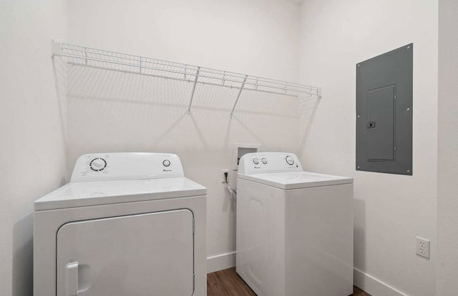 Lakeview Oasis - Onsite Amenities - Photo 26