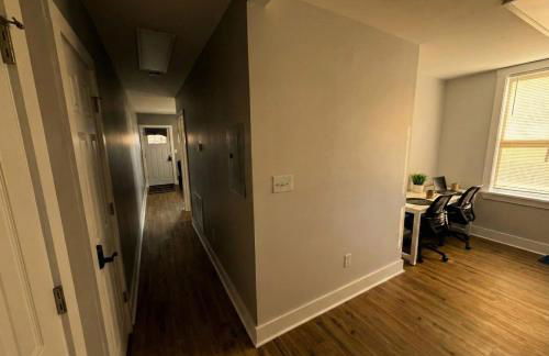 Cozy unit King bed & laundry - Foto 5