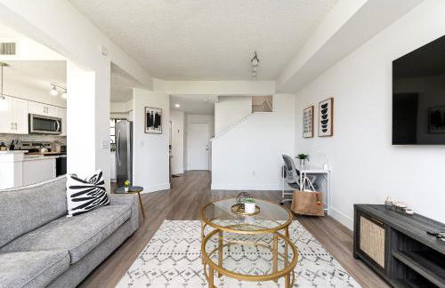 Newly renovated Townhome with King bed - Foto 11