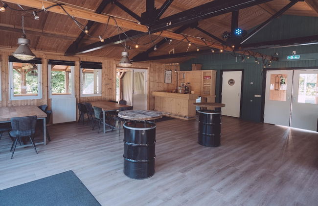 Group Stay in Eigen Wijze Near Playing Field - Photo 10