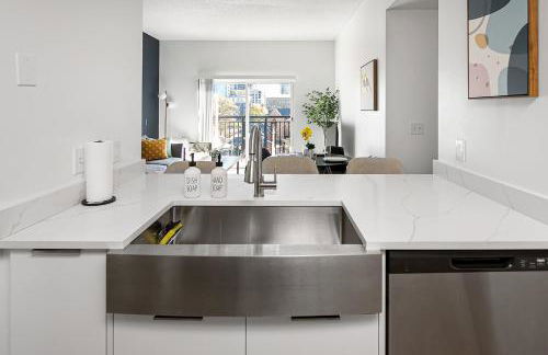 Carolina Blue - Stunning Views, Free Parking and WiFi - Foto 13