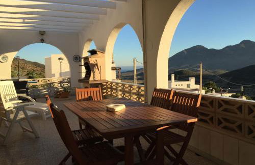 Casa en el valle de los Escullos - Foto 1