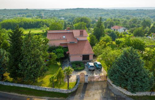 Sunset holiday home with pool and large, mature garden - Foto 8