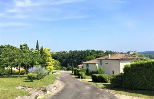 Villa in France With Private Pool & Garden - Foto 16