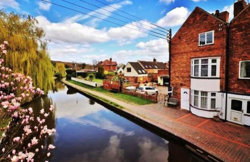 Hidden Gem Canal Facing Retreat with lovely walks - Foto 2