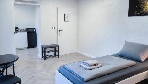 ALFA Stuttgart Doppelzimmer Teeküche Porsche Bosch l Gemeinschaftsbad WIFI SmartTV l Double room with kitchenette and shared bathroom BS21A9 - Foto 3