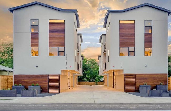 East Downtown 3BR Condo w Fast Wifi and Sleeps 8 - Foto 10