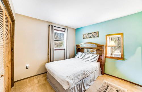 Antler Lake House - Photo 18