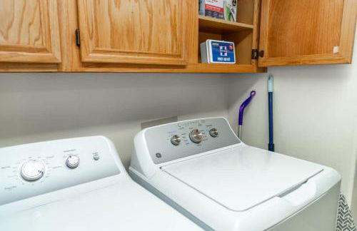 Large Family Home with Game Room - Foto 34