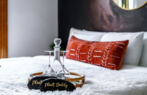 Jungle House Luxury Homes - Columbus Downtown Short North - Walk to Convention Center & Nationwide Arena - Sleeps up to 10 - Free Parking - Over 5,800 Five Stars - Foto 11