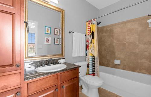 Condo with Private Patio - Near Disney's Animal Kingdom - Foto 45