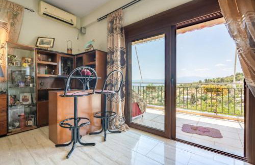 Eretria Panorama Seaview Retreat with Balcony - Photo 2