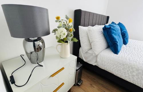 EVELYN - KENILWORTH STUDIO FLAT 30m2 - PRIVATE PARKING - Foto 4