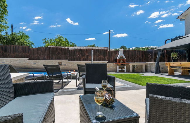 Villa Patrick Comfortable Holiday Residence - Foto 16