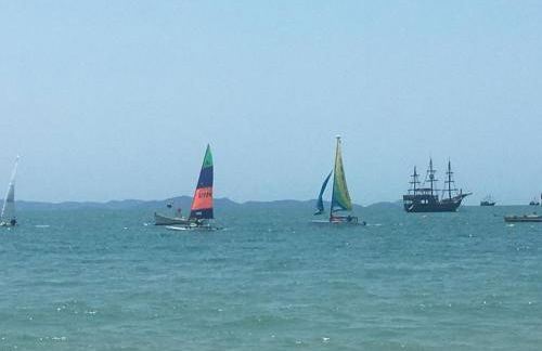 Apartamento de 2 quartos a 3 minutos a pé da praia de Cachoeira de Bom Jesu com águas calmas - Foto 33