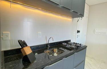 Stúdio de 1 Quarto, Wifi 500mb, Condominio com Elevador, 1 Vaga de Garagem, Cozinha Completa - Indicado para Grupos, Hospedes a Trabalho, Família e Pets - Foto 6