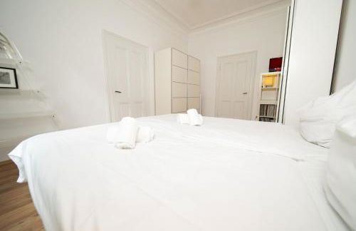 WHITE 60 QM Apartment - Zentral - Balkon - Messe - Foto 5